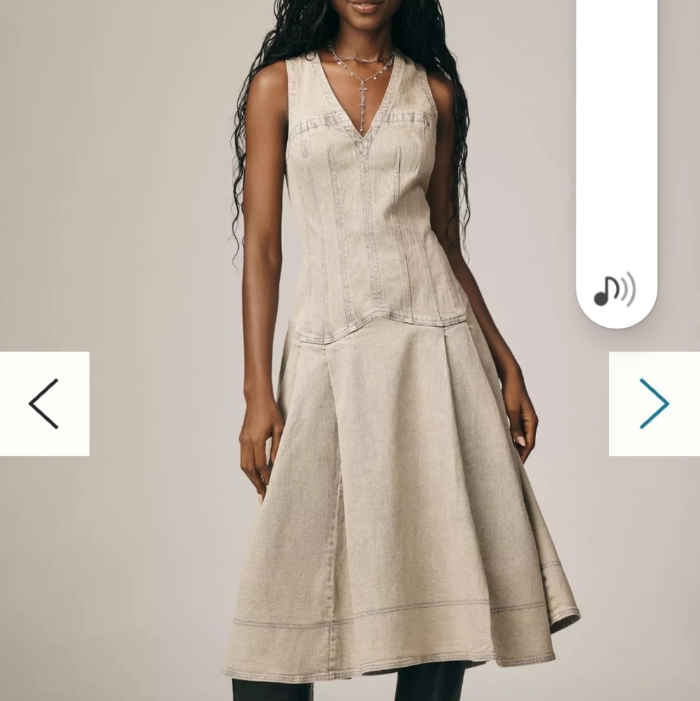 NWT Anthropologie Pilcro NWT Sleeveless Light Grey V-Neck Fitted A-Line Dress